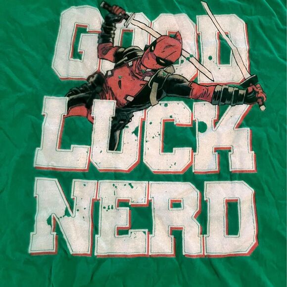 Deadpool shirt size medium Marvel comics - Picture 2 of 3